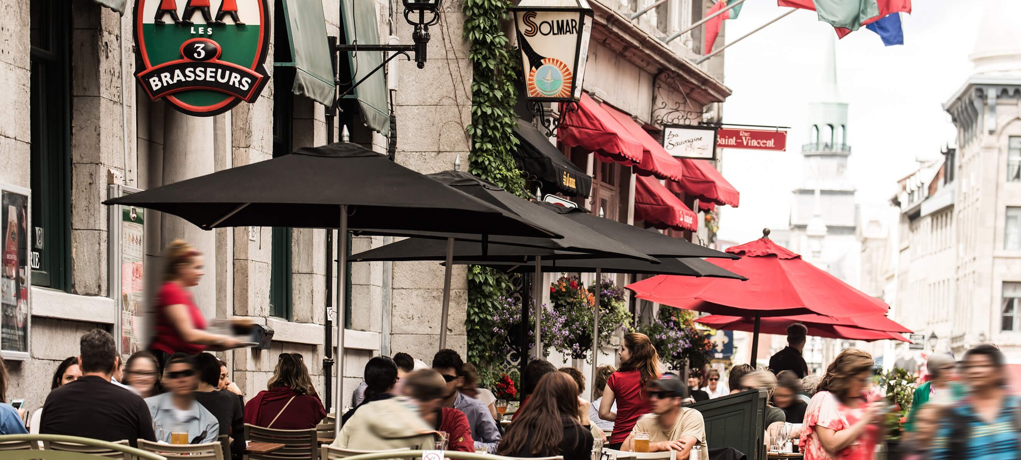 bon bar restaurant dans le quartier Saint Paul de Montréal